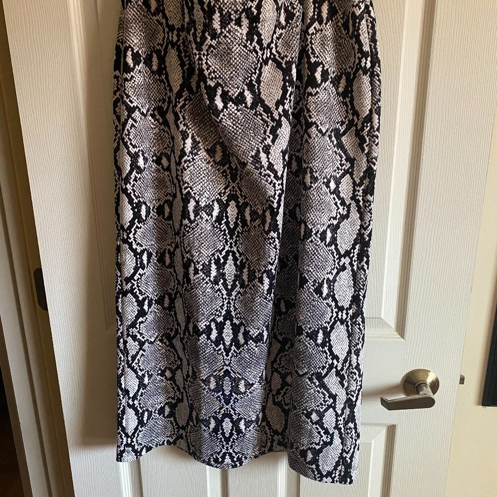 Black and white eel skin skirt.